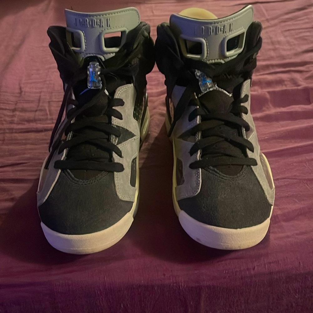 Air Jordan 6 Retro Tech Chrome Women's